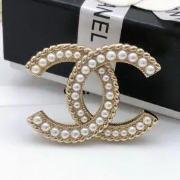 chanel brooches pour femme s_1234a13